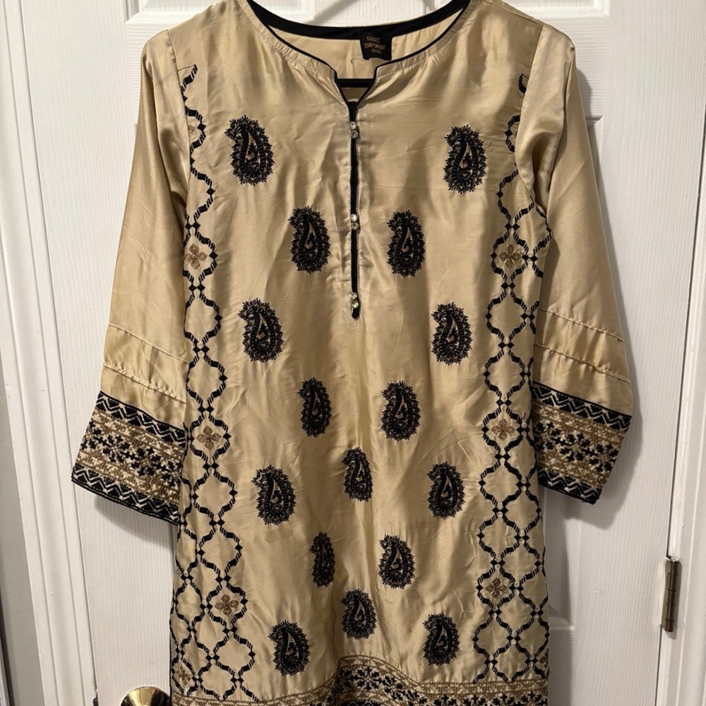 Pakistani indian shalwar kameez kurti kameez formal suit